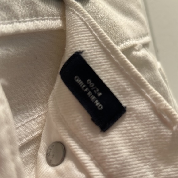Brand new white girlfriend gap 00 size 24 new without tags - Picture 2 of 3